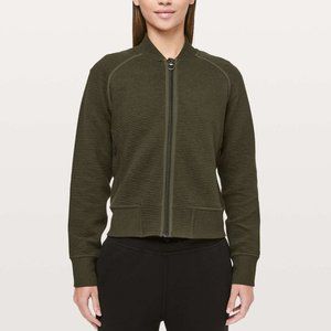 LULULEMON | On Repeat Bomber